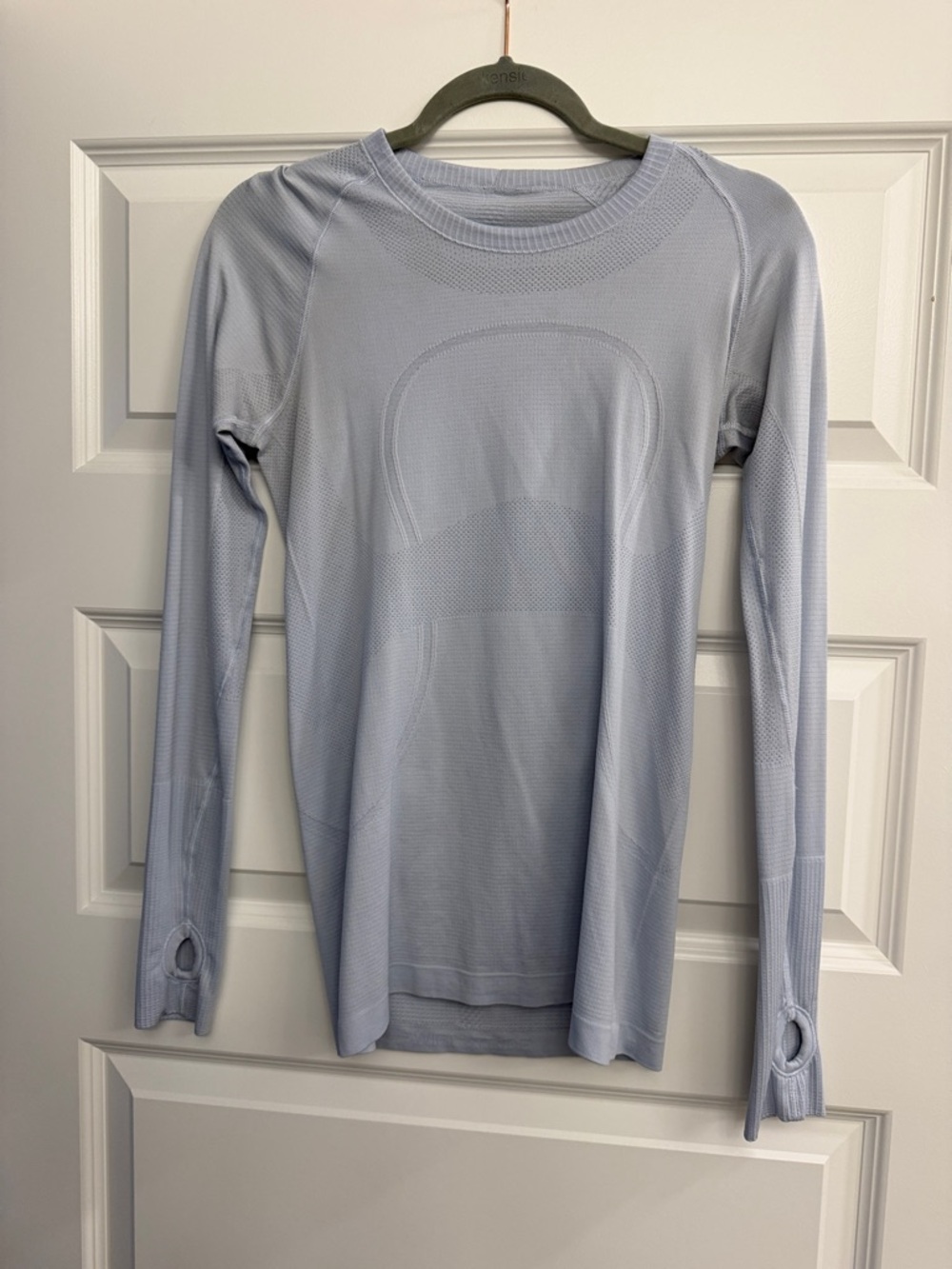 Swiftly Tech Long-Sleeve Shirt 2.0
Hip Length
